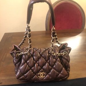 Chanel shoulder bag